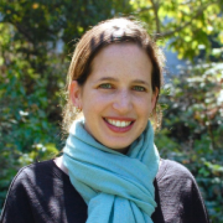 Dr Anat Perry